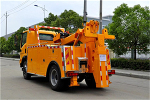 沿河高速路拖车费